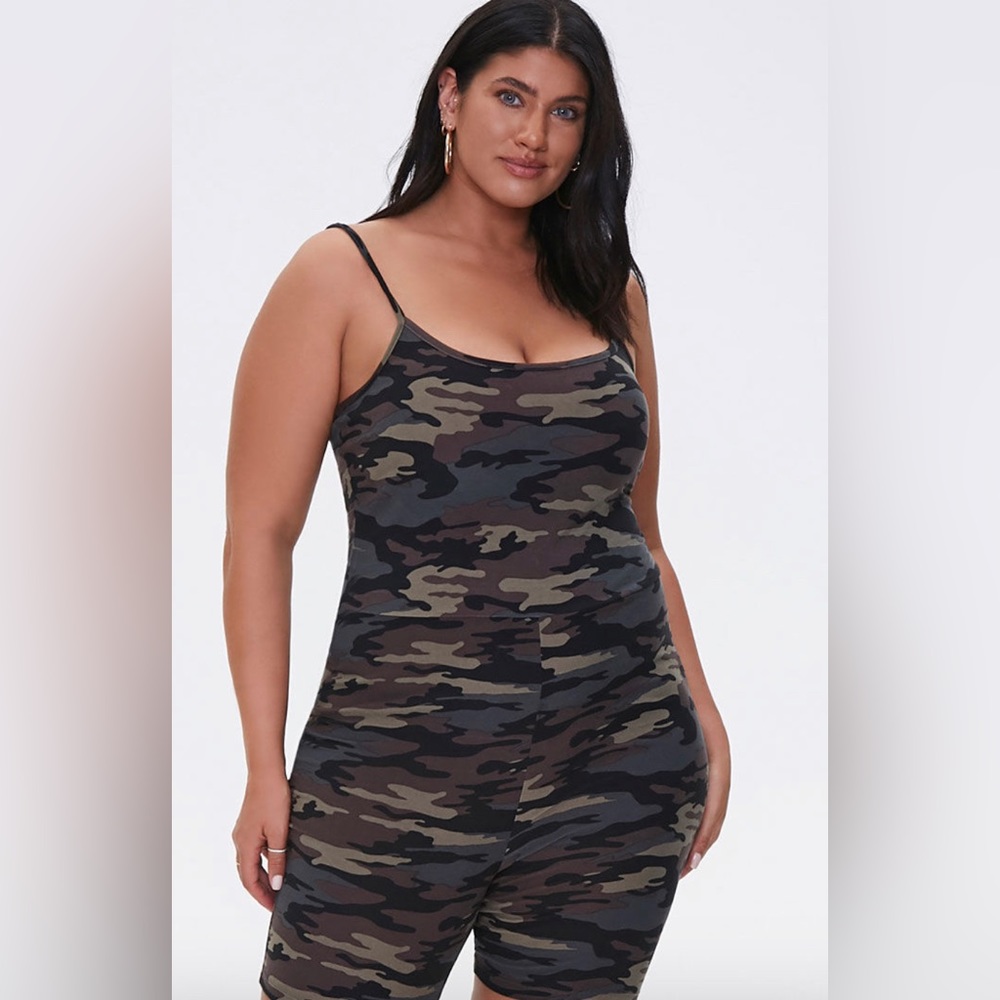 Plus Size Camo Print Romper